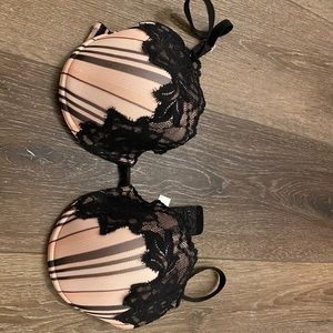 Laced, striped bra super cute